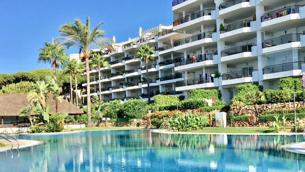 Mi Capricho 3-5 Beachfront- Apartment With Sea Views In Costa Del Sol Sitio de Calahonda Kültér fotó