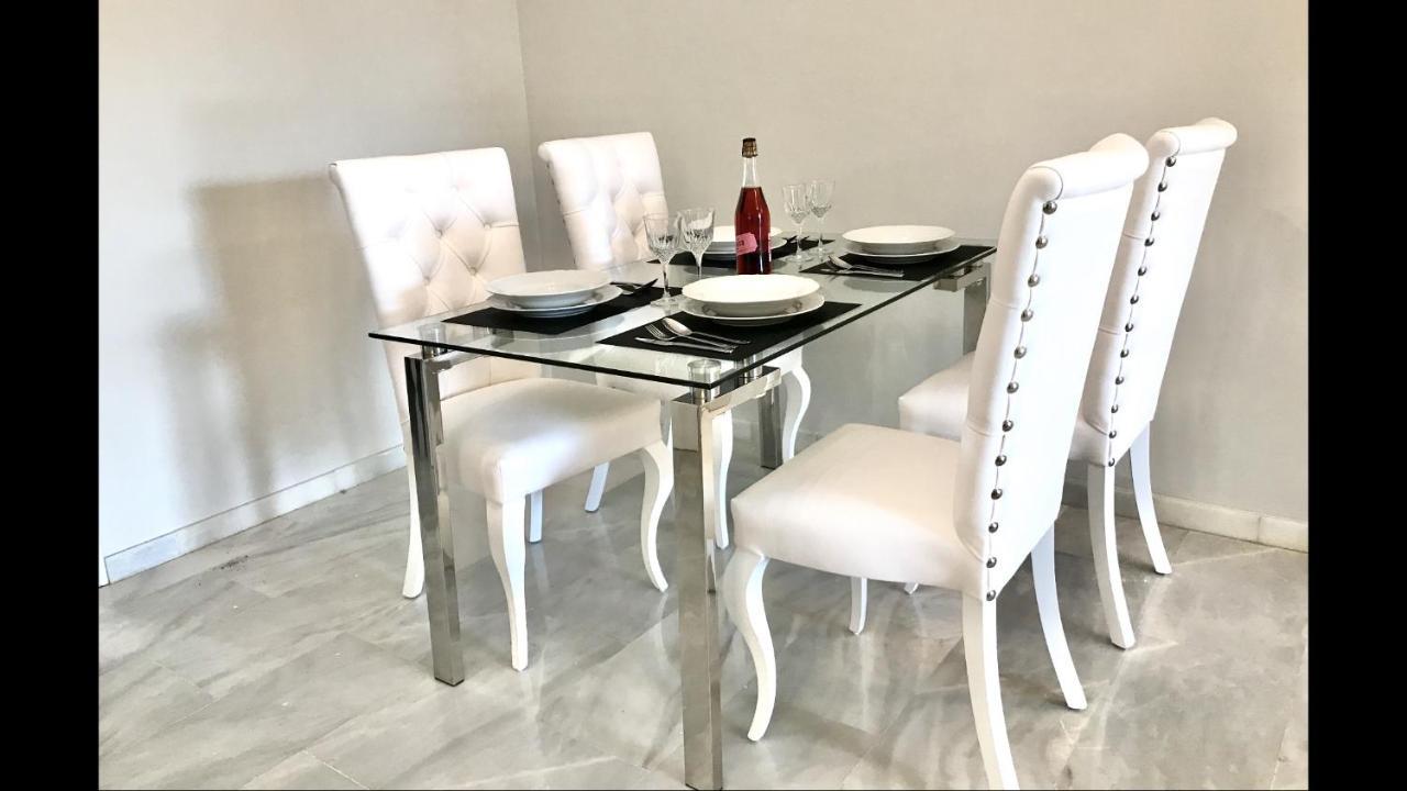 Mi Capricho 3-5 Beachfront- Apartment With Sea Views In Costa Del Sol Sitio de Calahonda Kültér fotó