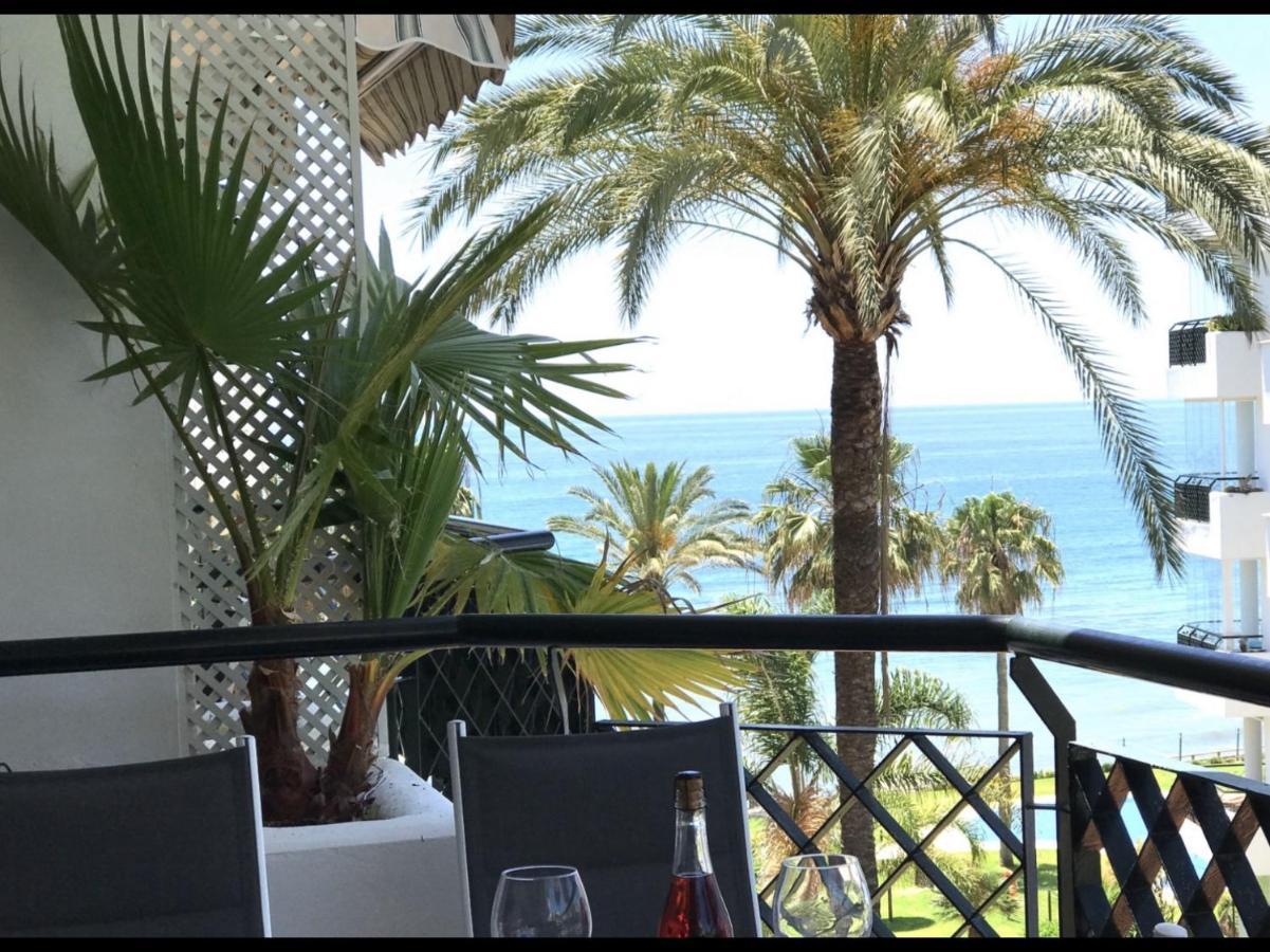 Mi Capricho 3-5 Beachfront- Apartment With Sea Views In Costa Del Sol Sitio de Calahonda Kültér fotó